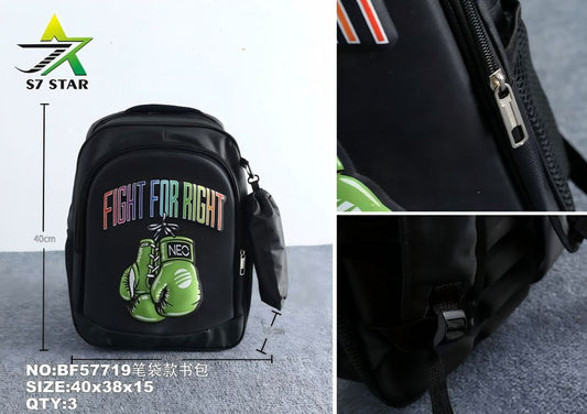 Mochila Escolar 3D Luvas de Boxe Preta 40 x 38 x 15 Cm