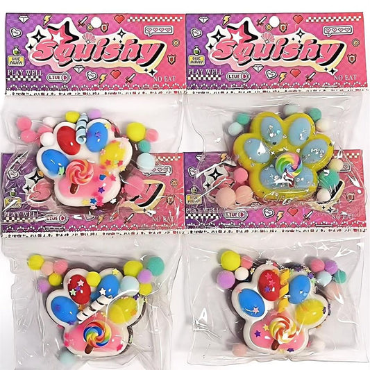 Squishy Pata de Gato com Pompons e Doces