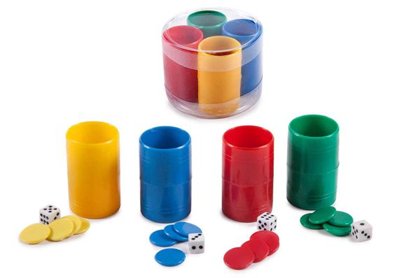 Jogo de Mesa - Fichas e Dados para 4 Jogadores