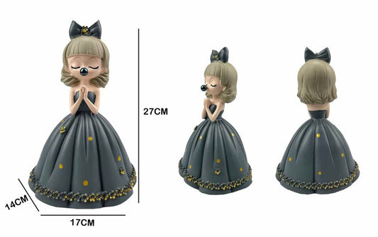 Figura Decorativa Menina com Pastilha Elástica Vestido Cinzento